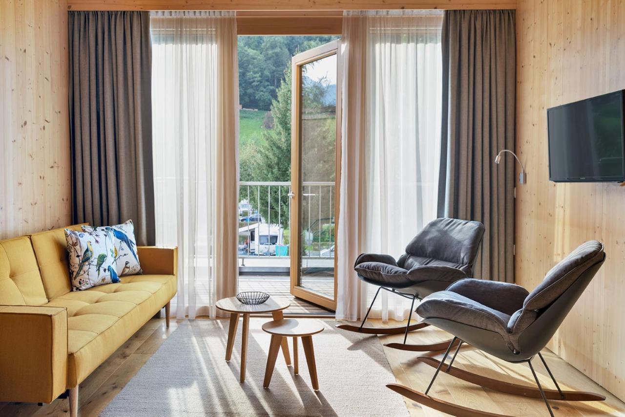 Natuerlich Hell. Aparthotel & Camping Fugen Bagian luar foto