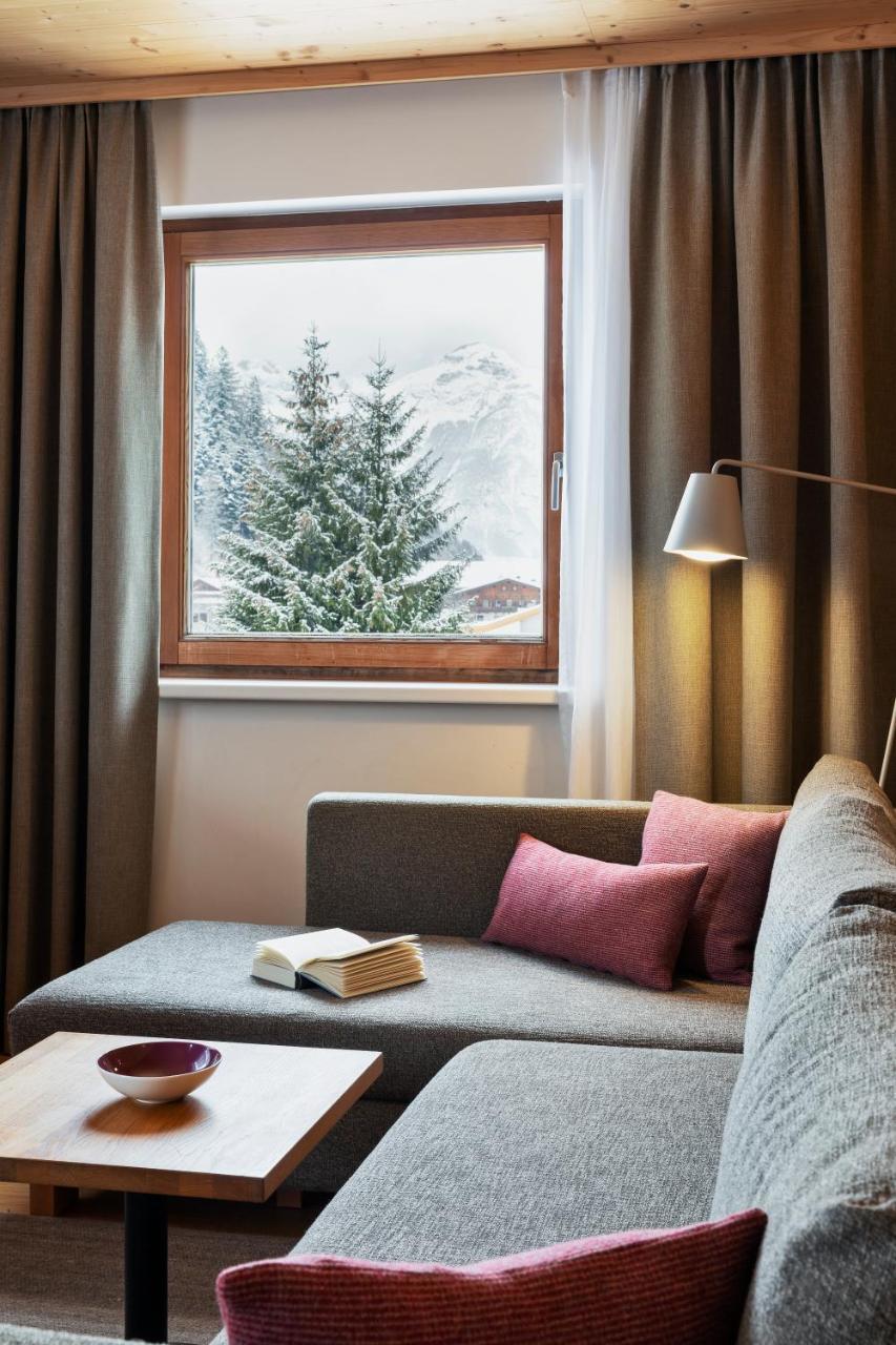Natuerlich Hell. Aparthotel & Camping Fugen Bagian luar foto